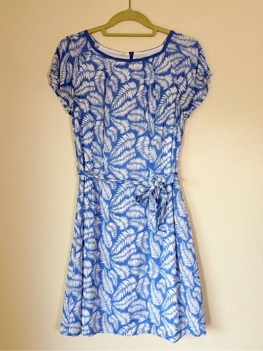 Boden Blue and White Leaf Print Midi Dress with Tie Waist, Size 6